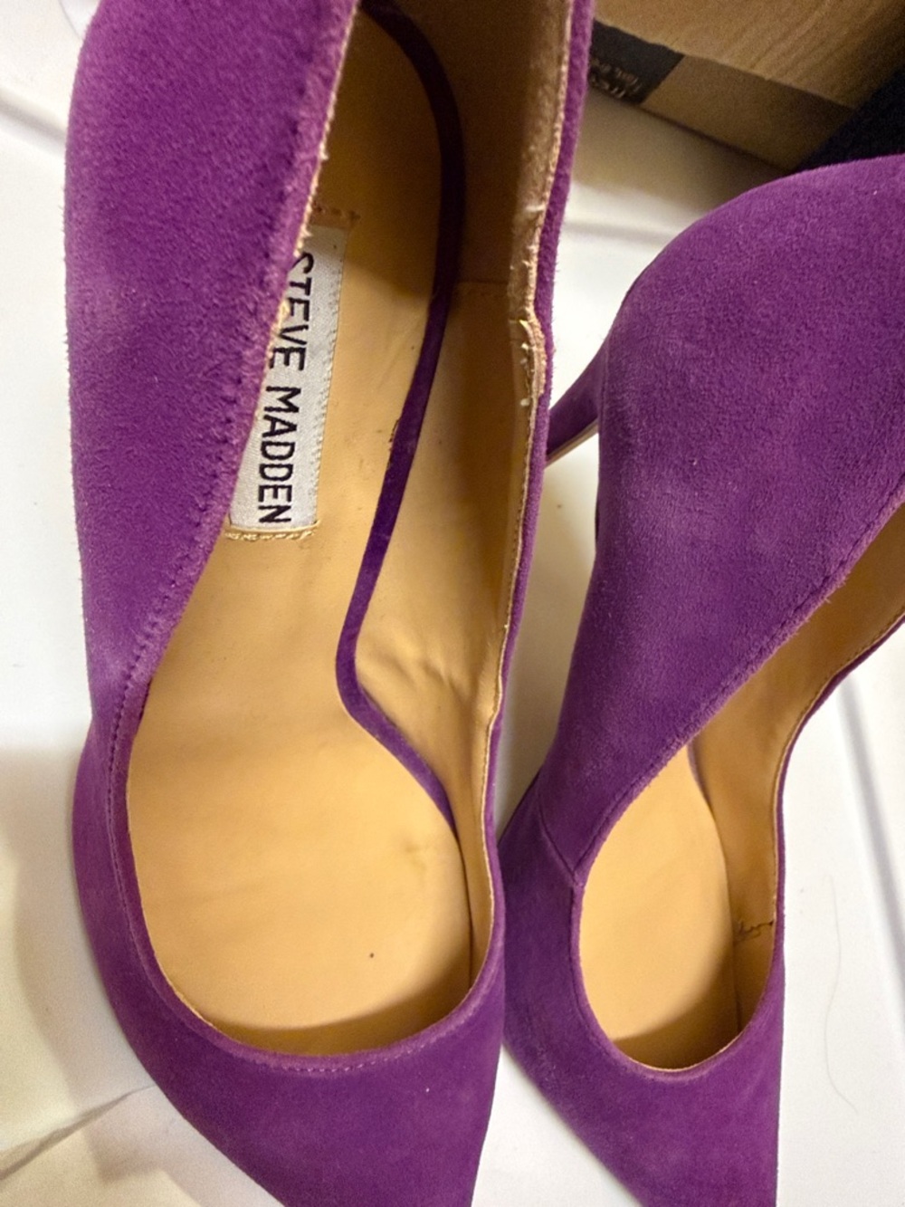 Today only - will give 20% to likers- Steve Madden Violet Suede pumps - Picture 5 of 5